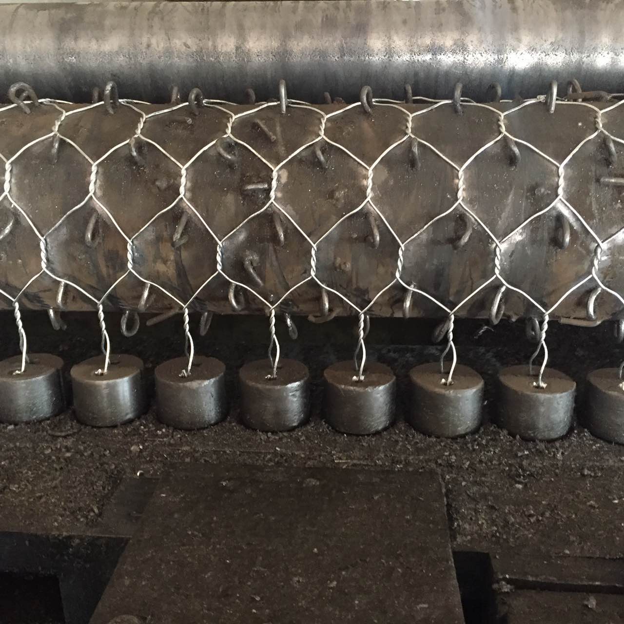 Galvanized iron wire gabion mesh fence material